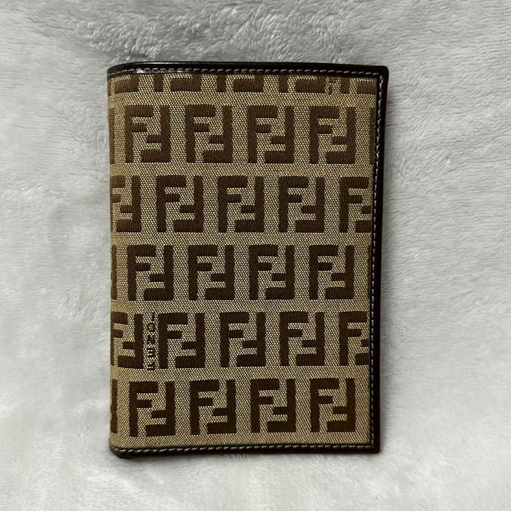 Fendi wallet